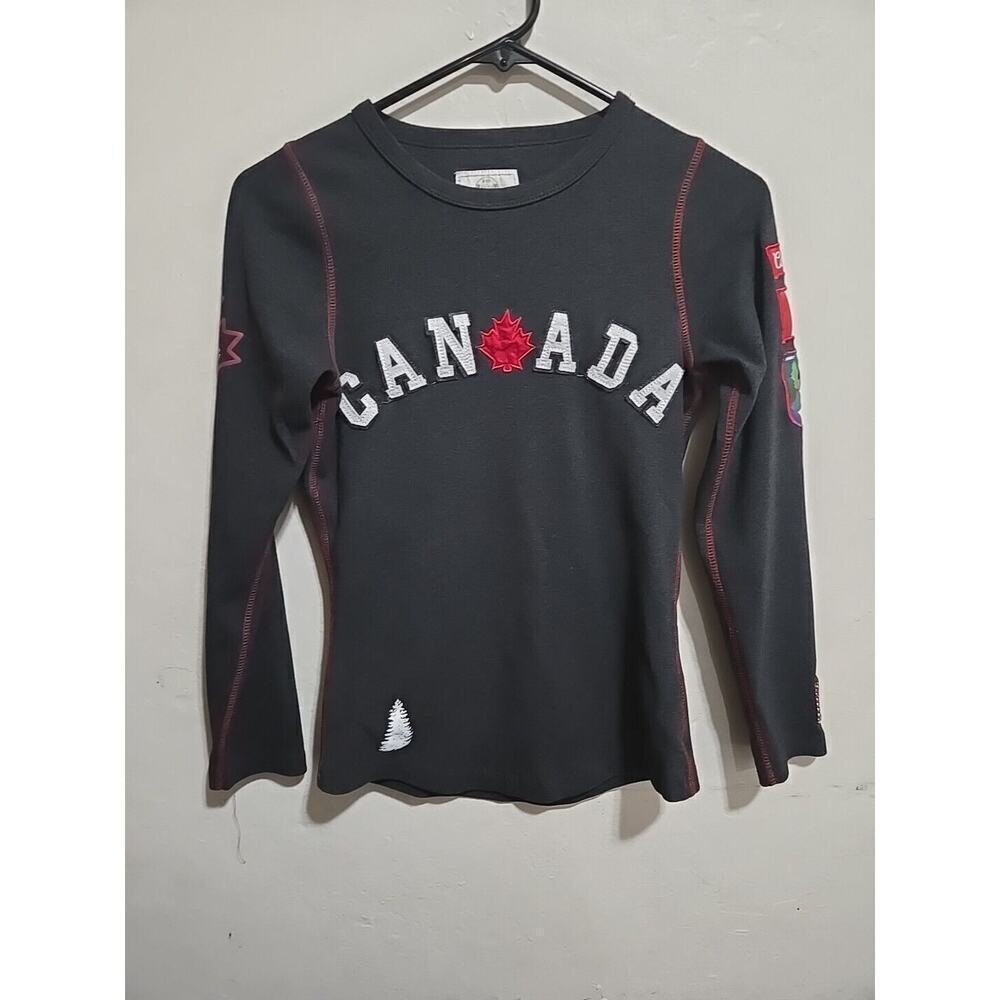 GGS LTD Canada gray long sleeve stretchy shirt knit top Moose XS With Patches